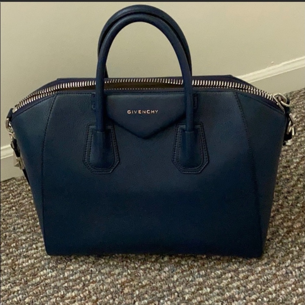 Givenchy Antigona